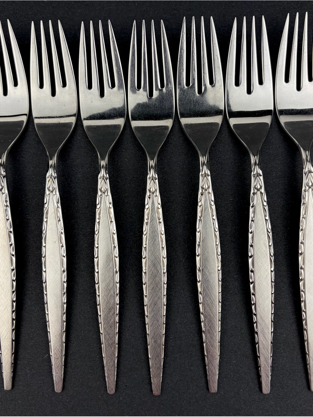 Oneida Venetia Stainless Dinner Forks Set Of 7 Community Vintage Discontinued